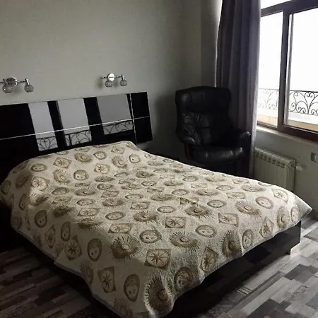 Panorama House Guest house Avren