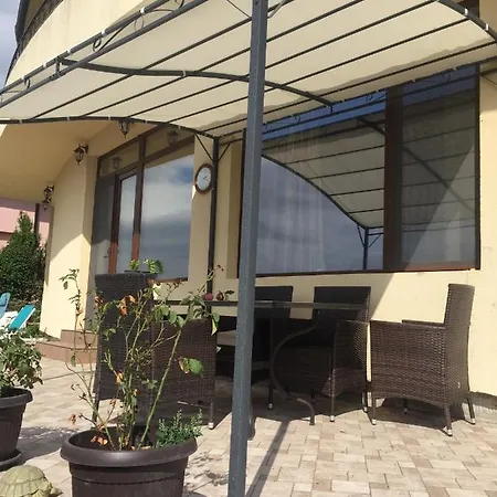 Panorama House Guest house Avren