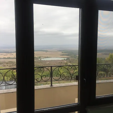 Panorama House Guest house Avren